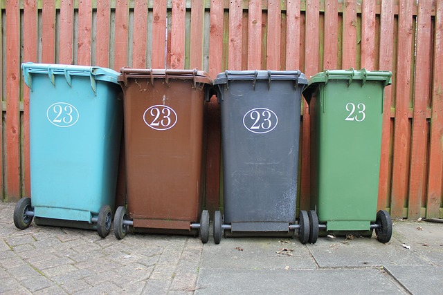 Który pojemnik na śmieci będzie najodpowiedniejszy?